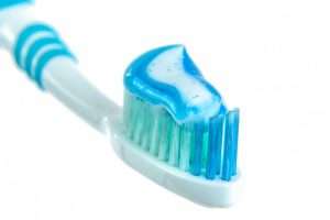 How to Minimise Sensitivity When Using a Take-Home Whitening Kit - StormDental